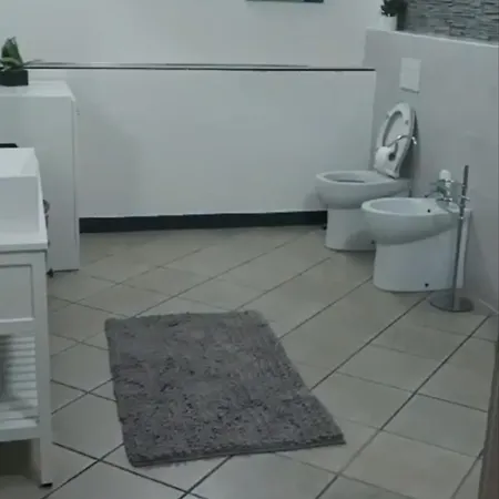 Apartment Red *