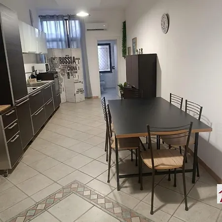Apartment Red *